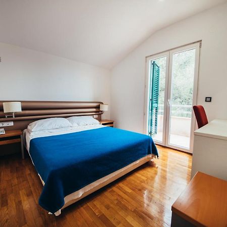 Apartments Vala Вела Лука Екстериор снимка