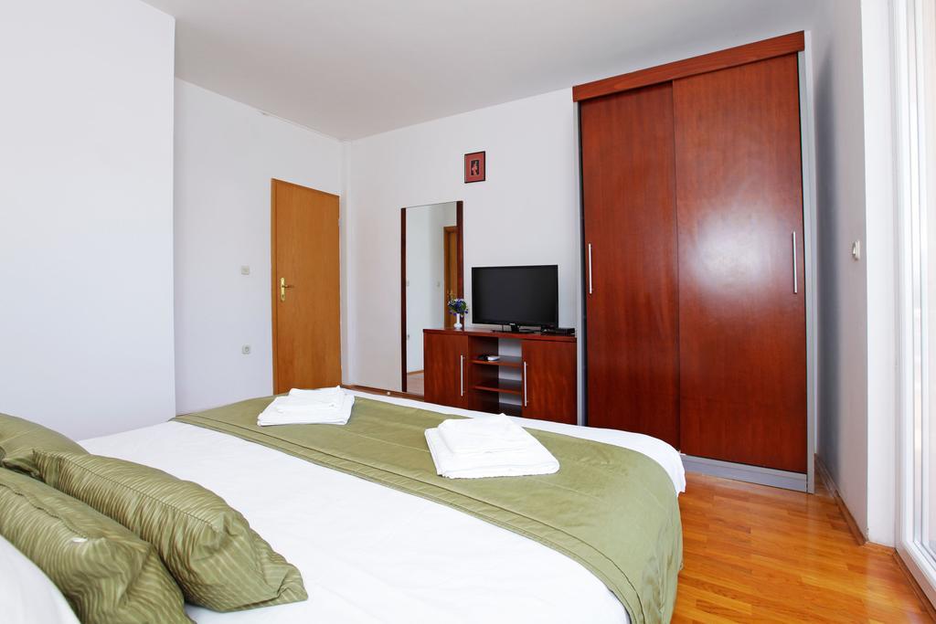Apartments Vala Вела Лука Екстериор снимка