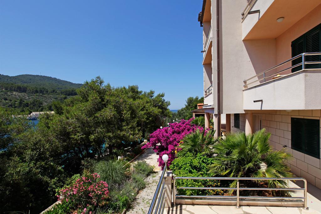 Apartments Vala Вела Лука Екстериор снимка