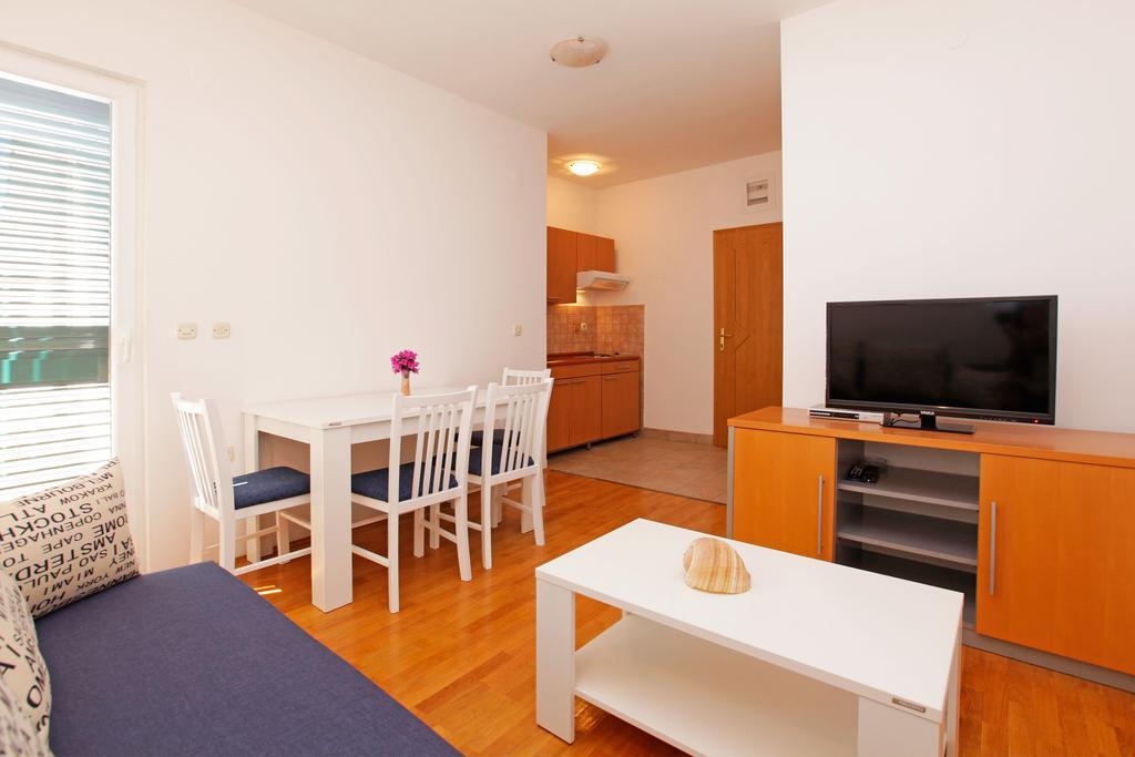 Apartments Vala Вела Лука Екстериор снимка